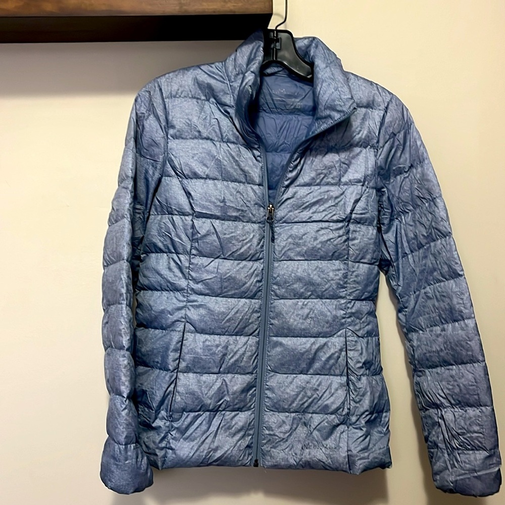 Eddie Bauer light blue package down jacket with carrying case. Size XS.